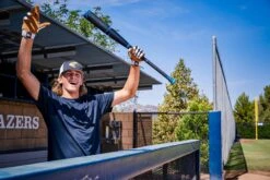 2023 Easton Encore Hybrid (-3) BBCOR Baseball Bat: BB23EN 12 2023 Easton Encore Hybrid (-3) BBCOR Baseball Bat: BB23EN -Baseball Equipment Store 08032022 Easton SuperShoot 58 1