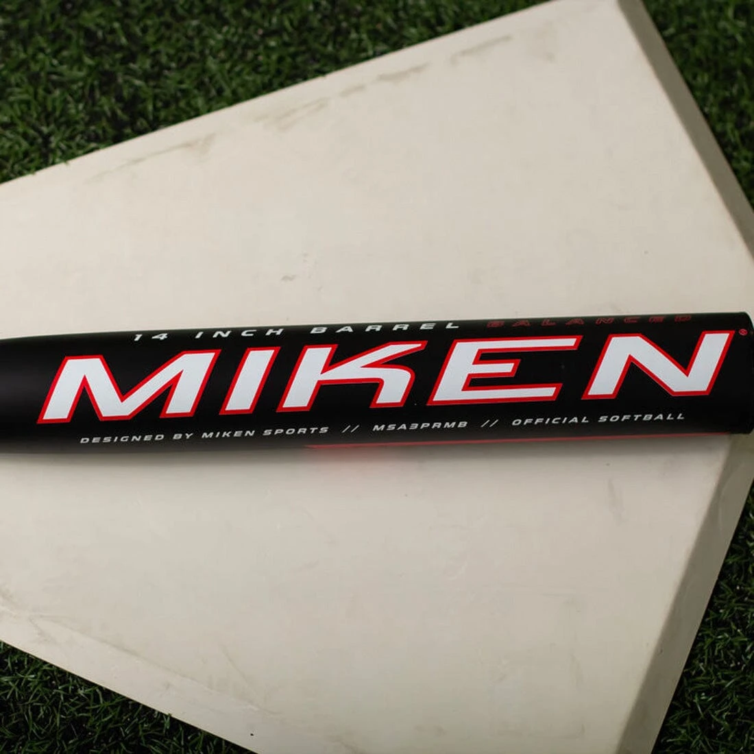 2023 Miken Freak Primo Balanced 14" USA Slowpitch Softball Bat: MSA3PRMB 5 2023 Miken Freak Primo Balanced 14" USA Slowpitch Softball Bat: MSA3PRMB - Image 3