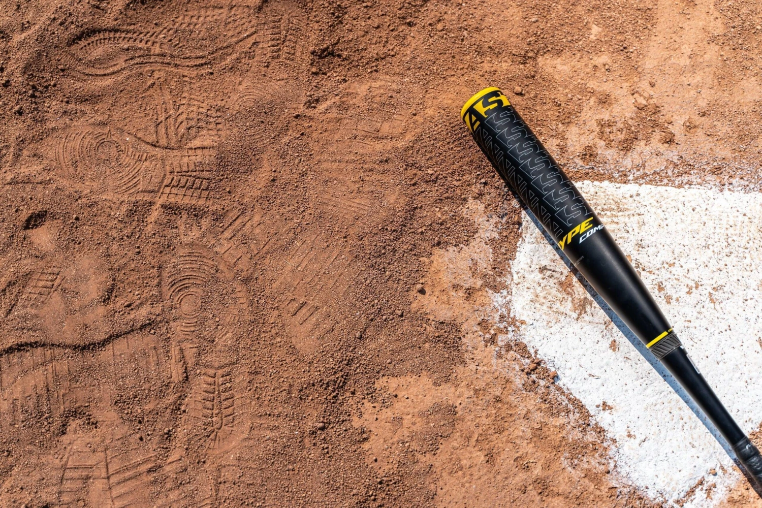 2023 Easton HYPE Comp (-3) BBCOR Baseball Bat: BB23HC 7 2023 Easton HYPE Comp (-3) BBCOR Baseball Bat: BB23HC - Image 5