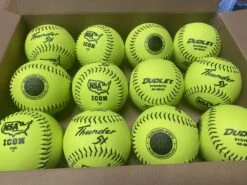 Dudley Thunder SY HYCON ICON NSA 12" Synthetic Slowpitch Softballs (DOZEN): 4E824Y 7 Dudley Thunder SY HYCON ICON NSA 12" Synthetic Slowpitch Softballs (DOZEN): 4E824Y -Baseball Equipment Store IMG 5781