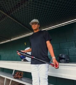 2023 Easton Alpha ALX (-10) USSSA Baseball Bat: SL23AL10 11 2023 Easton Alpha ALX (-10) USSSA Baseball Bat: SL23AL10 -Baseball Equipment Store MG 9383